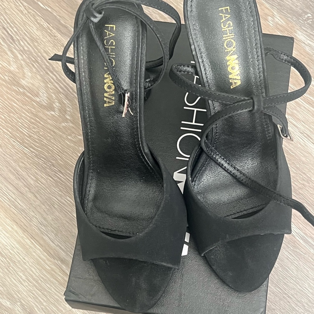 Fashion nova strappy heels